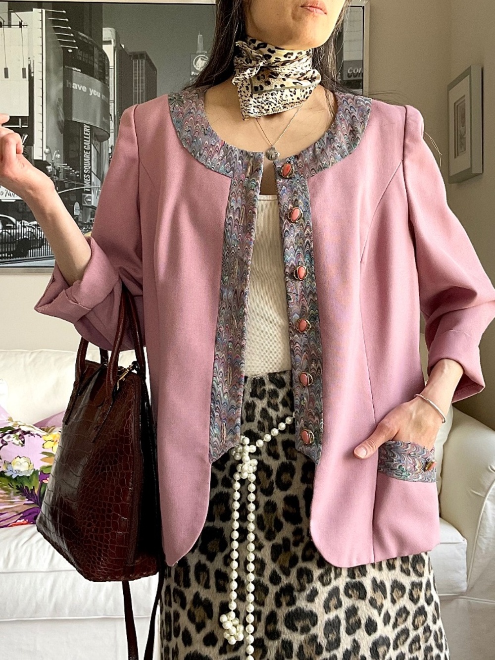 Vintage dusty rose blazer with contrasting trim